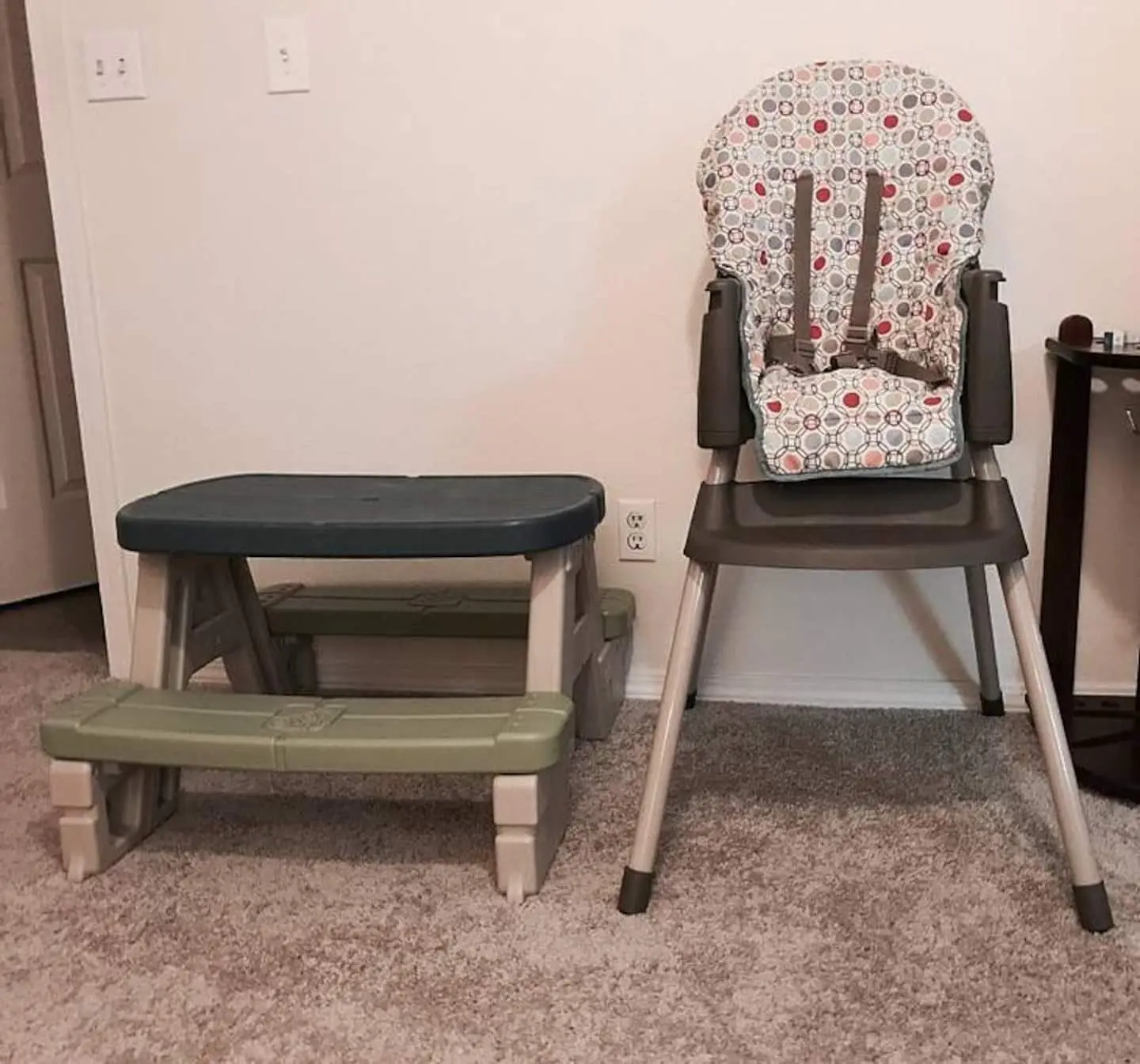 High chair and toddler step stool provided at Magnolia House family-friendly vacation rental, Bend